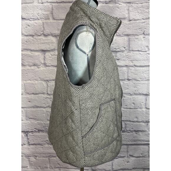 Wishlist wool blend quilted vest with herringbone design - Picture 3 of 10